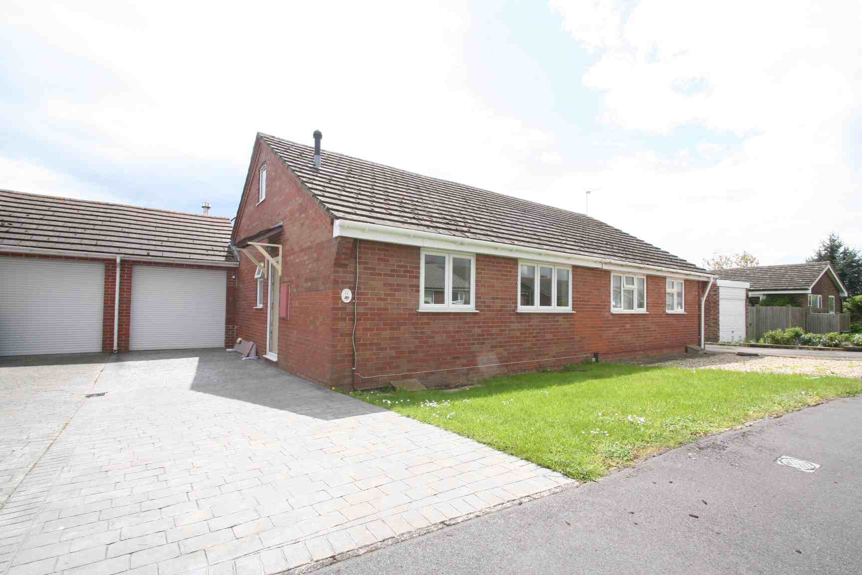 3 bedroom Bungalow Let