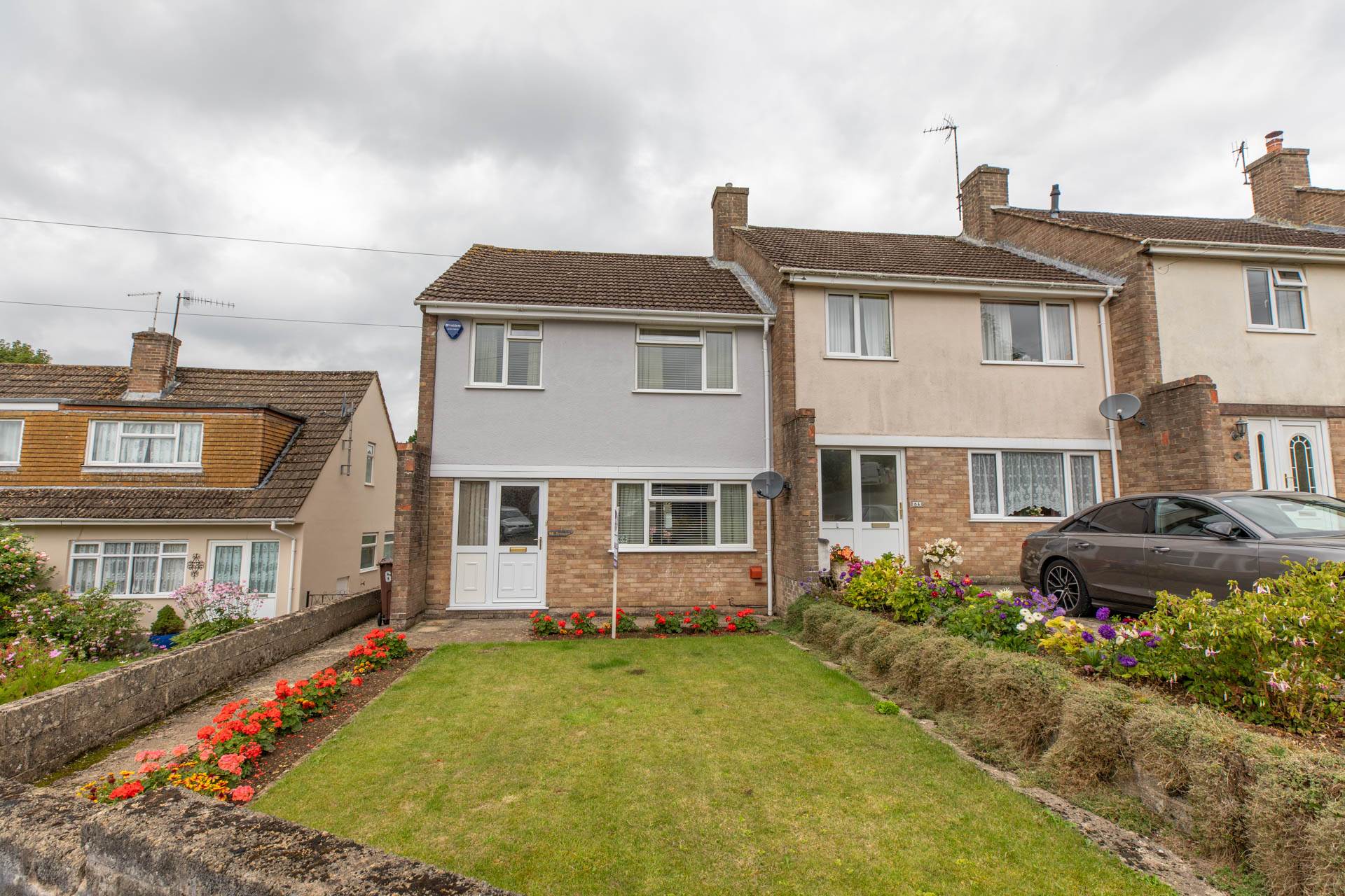3 bedroom End Terrace For Sale