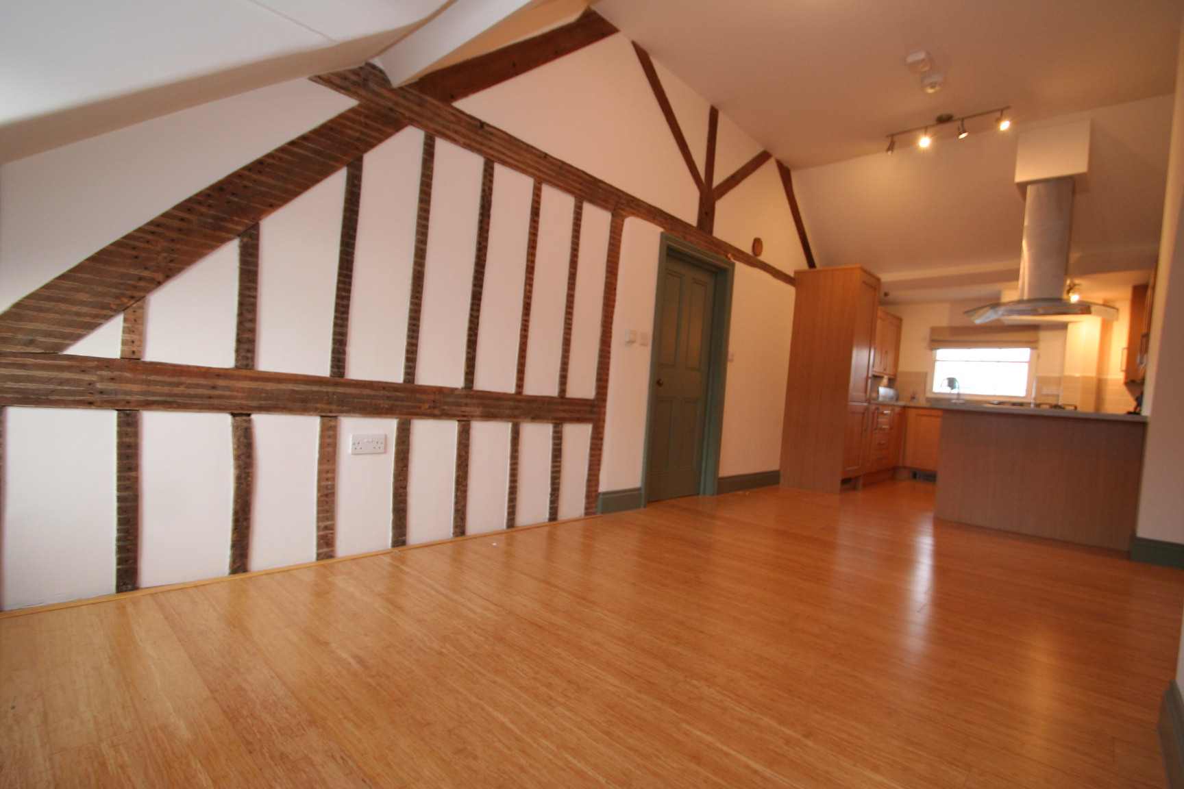 2 bedroom Apartment Let