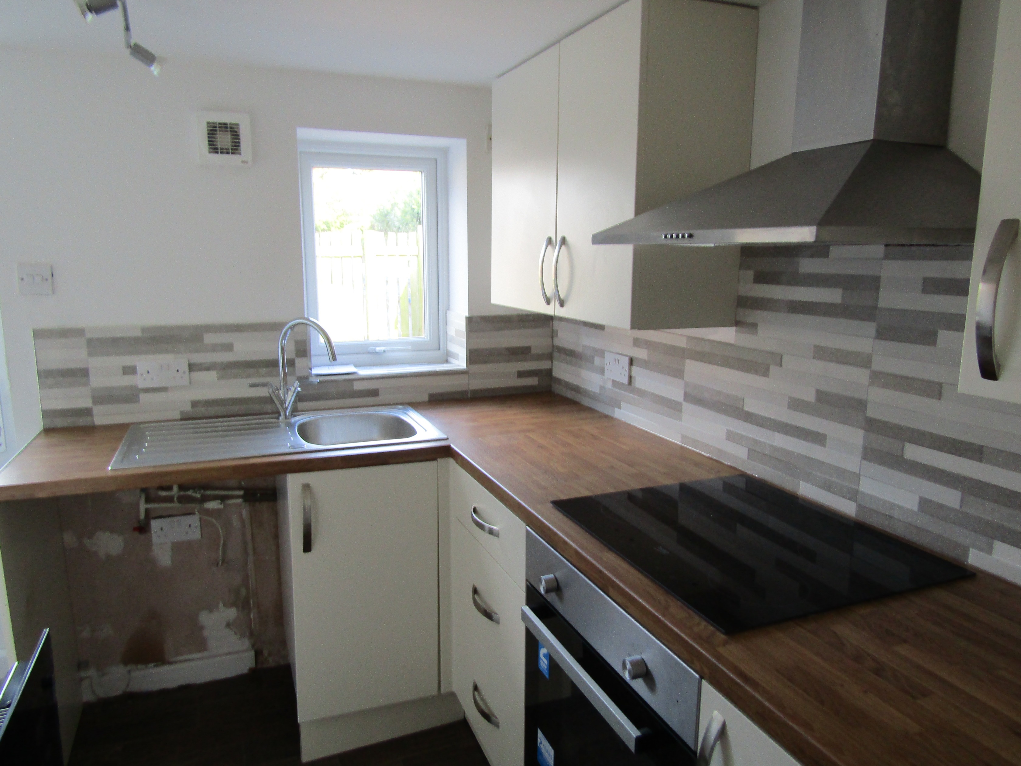 2 bedroom Bungalow Let agreed