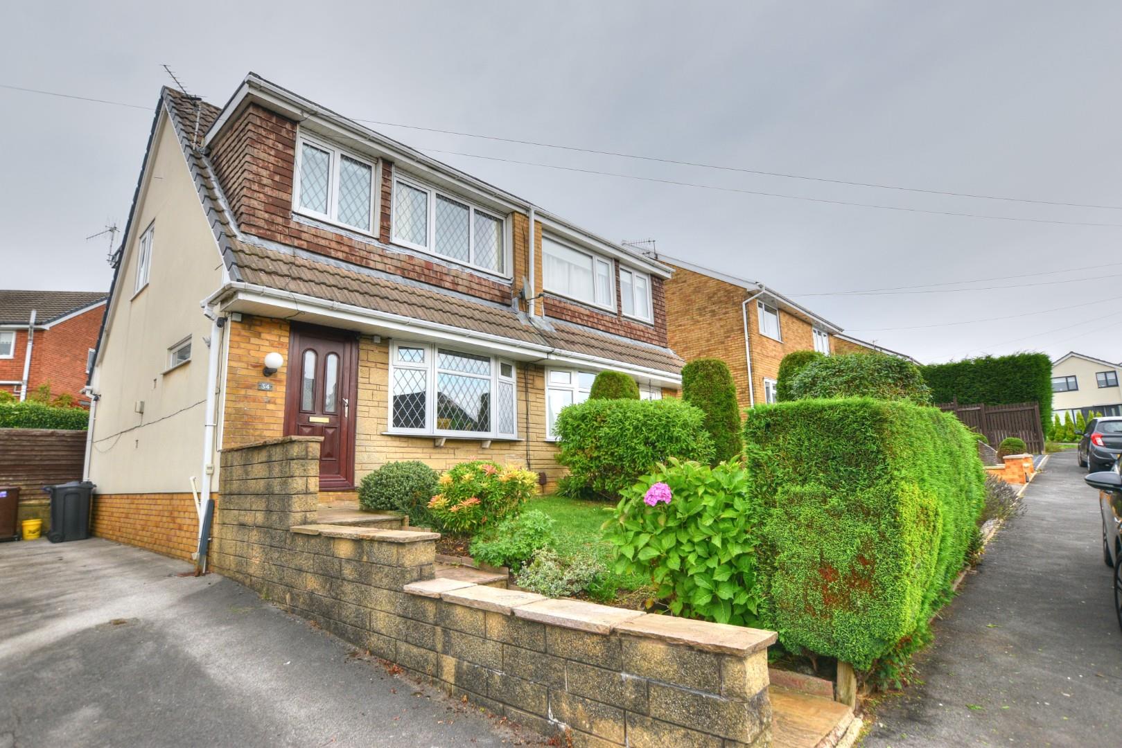 3 bedroom Semi-Detached Sold