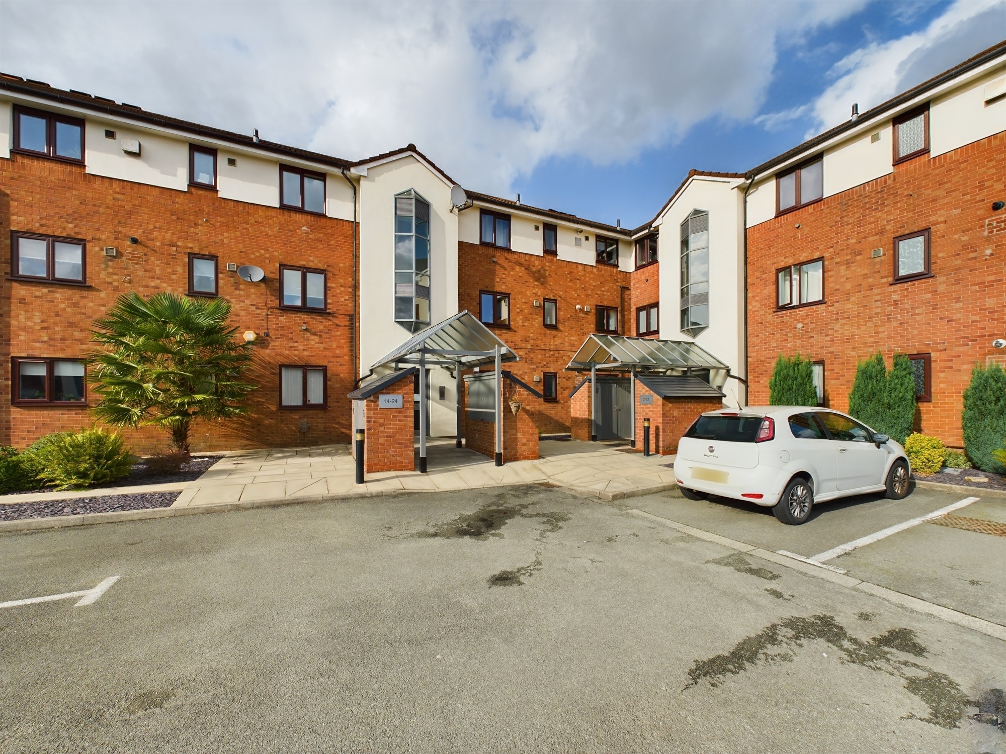 2 bedroom Apartment SSTC