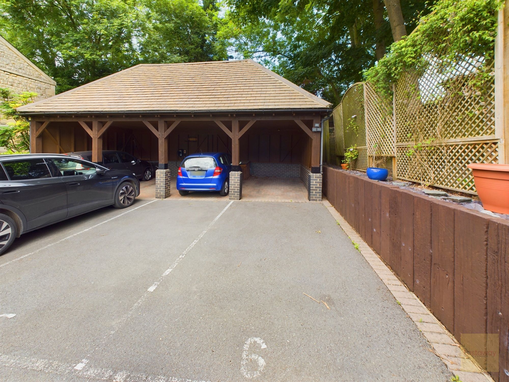 4 bedroom Townhouse SSTC