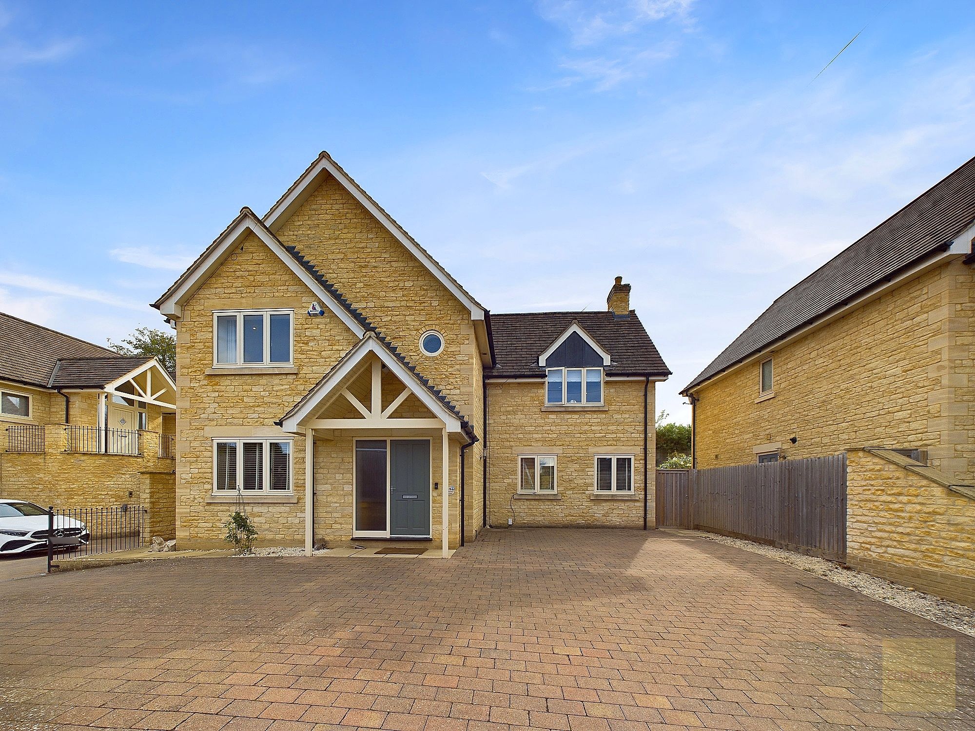 4 bedroom House SSTC