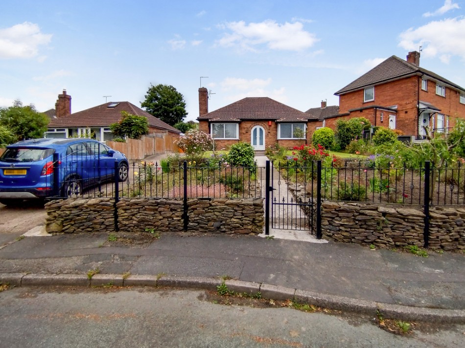 2 bedroom Detached House For Sale