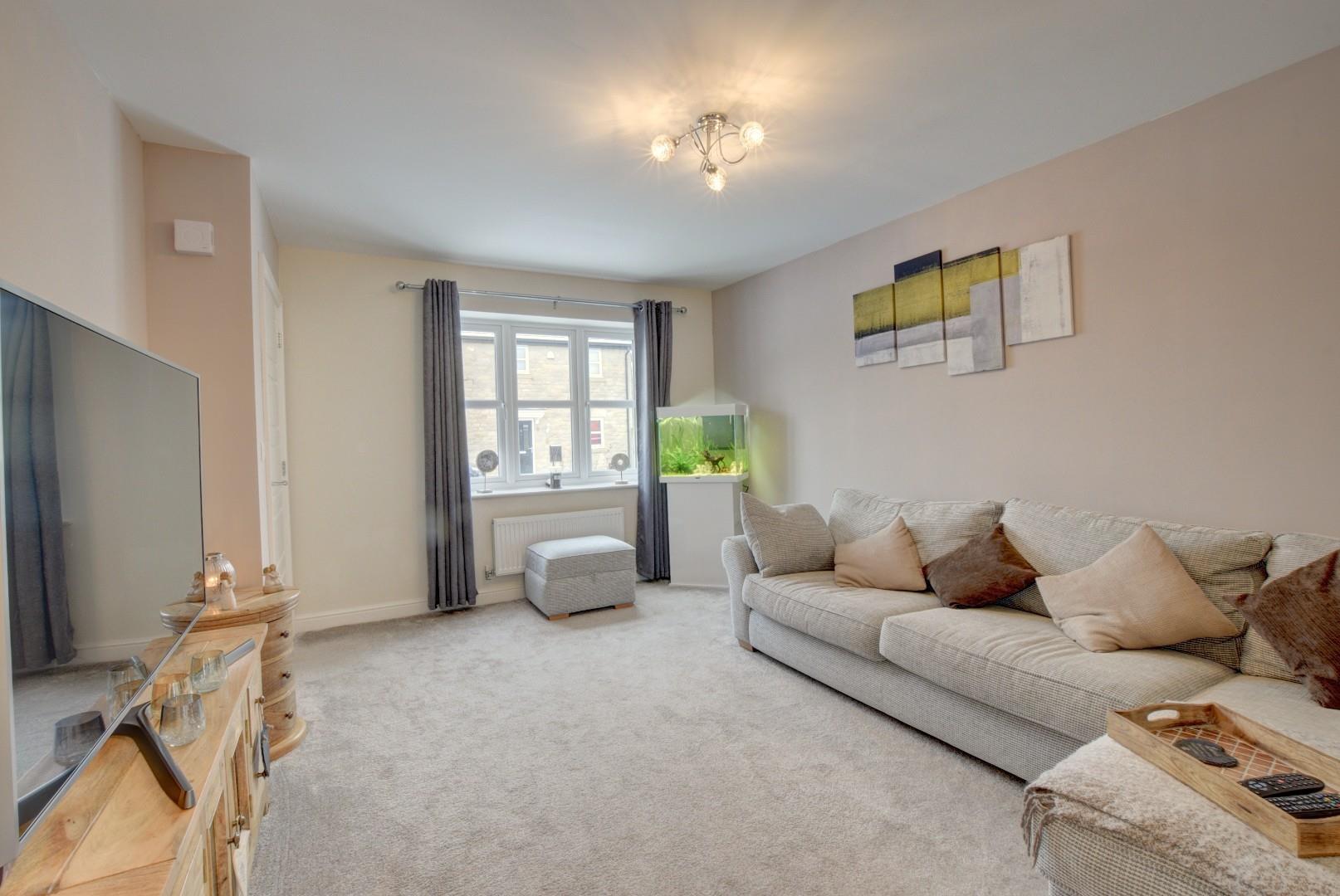 3 bedroom Semi-Detached Sold