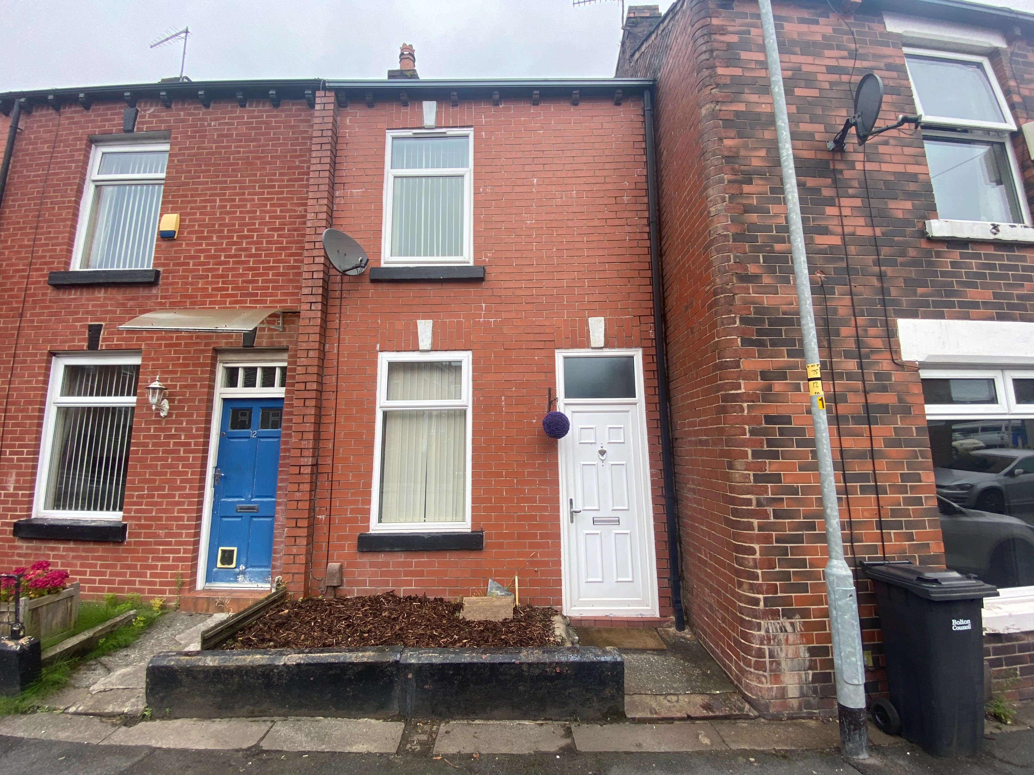 2 bedroom Terraced House Let agreed