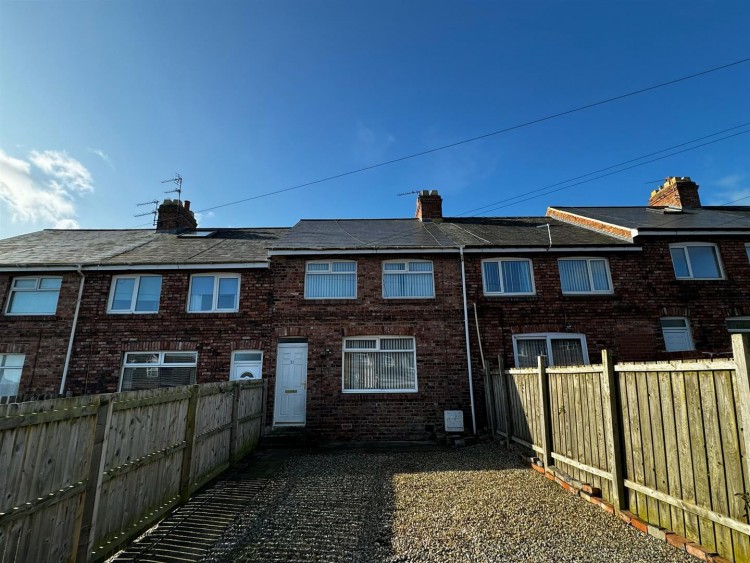 3 bedroom Terraced House SSTC