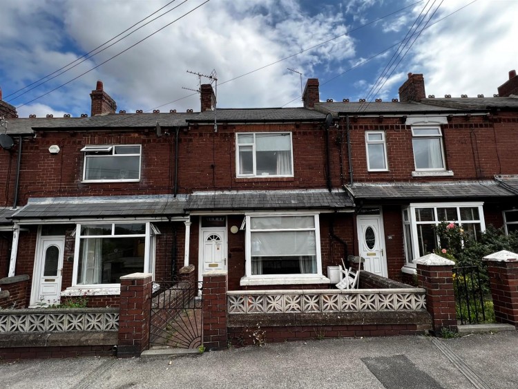 3 bedroom Terraced House SSTC