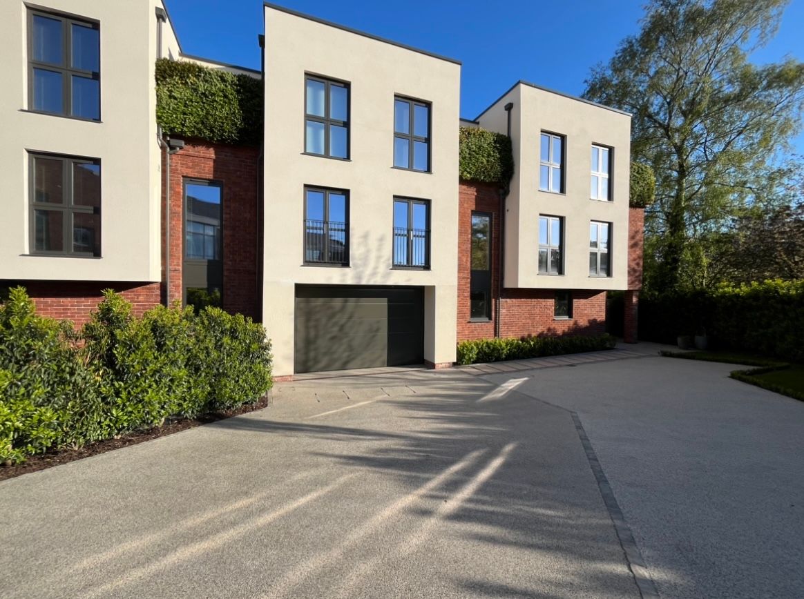 4 bedroom House SSTC