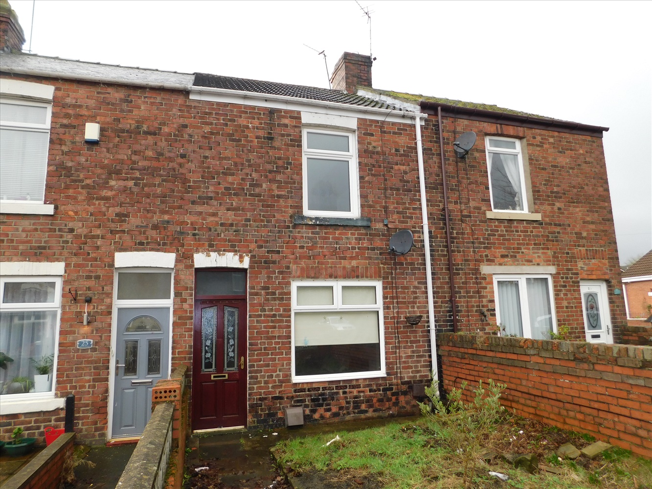 3 bedroom Terraced To Let