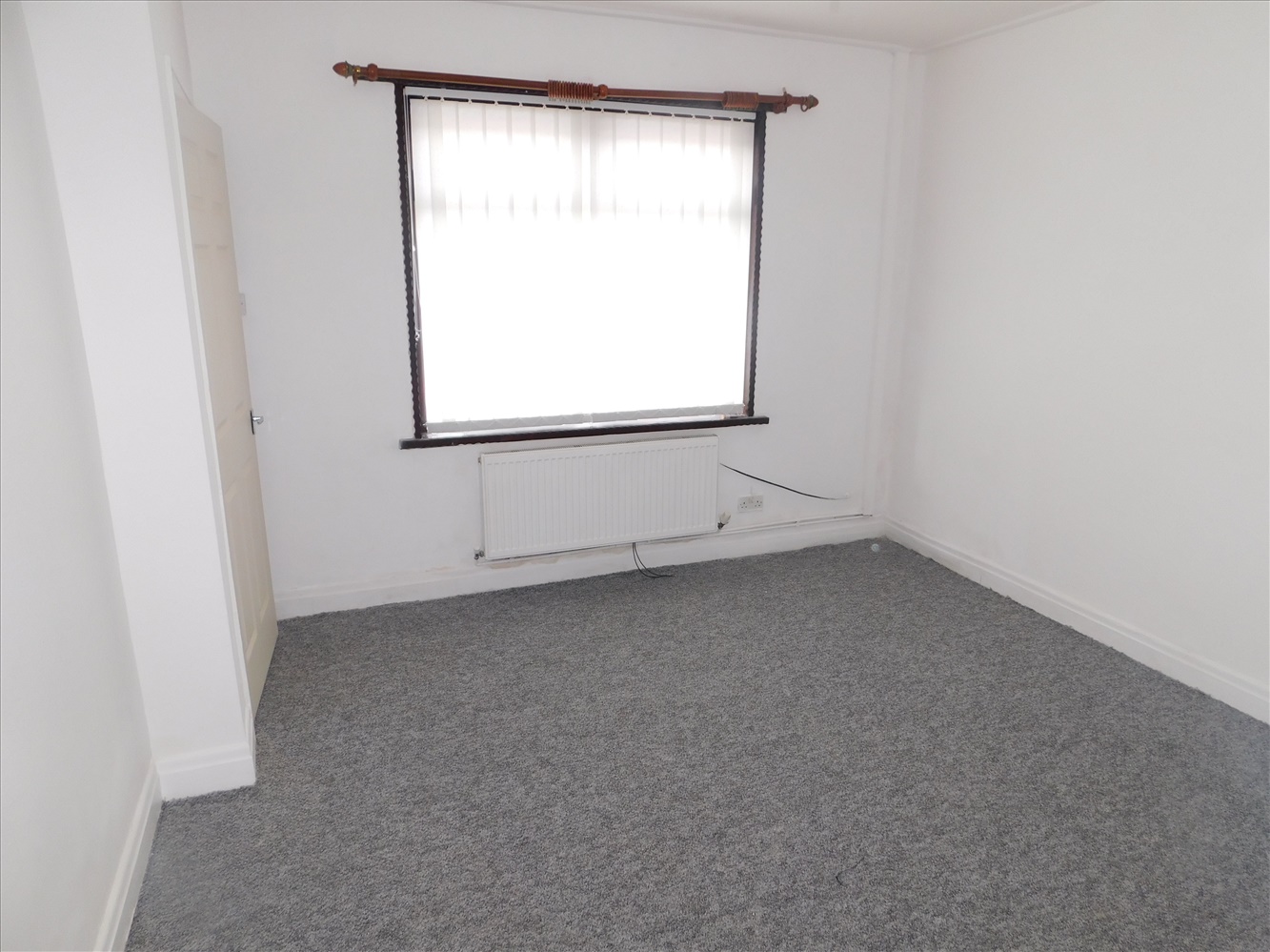 2 bedroom Terraced For Sale