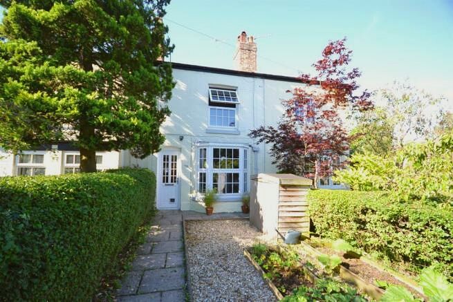 2 bedroom House For Sale
