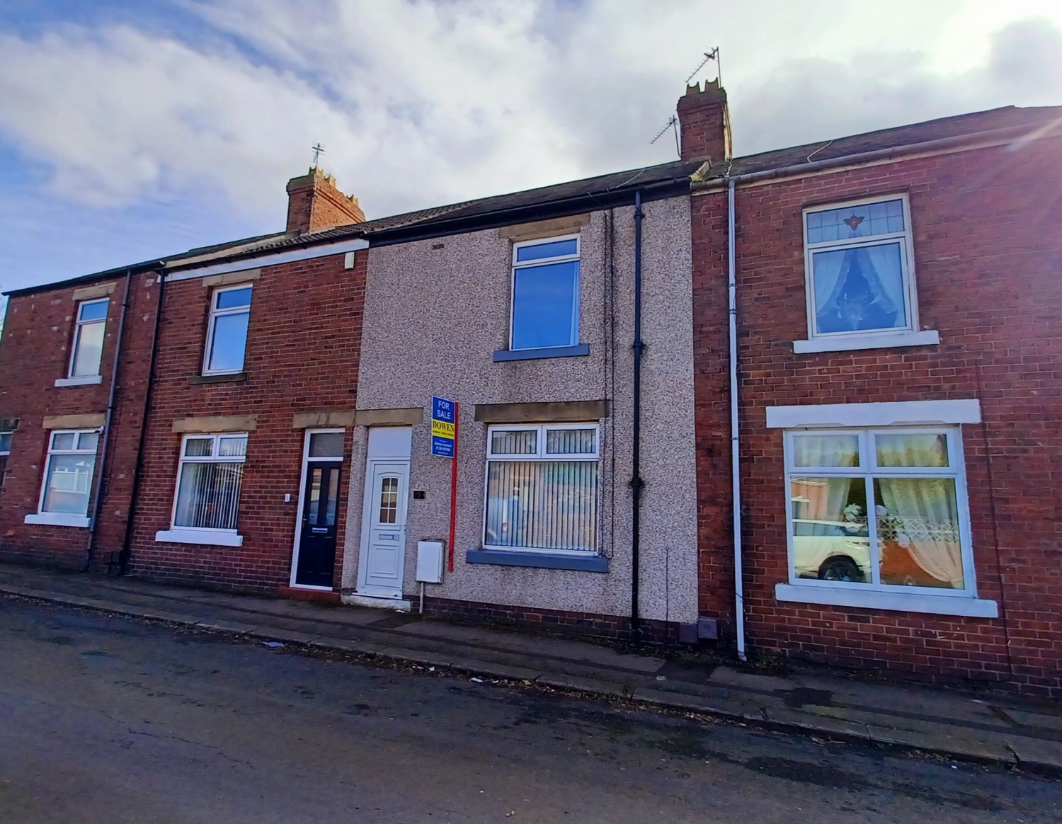 2 bedroom Terraced For Sale