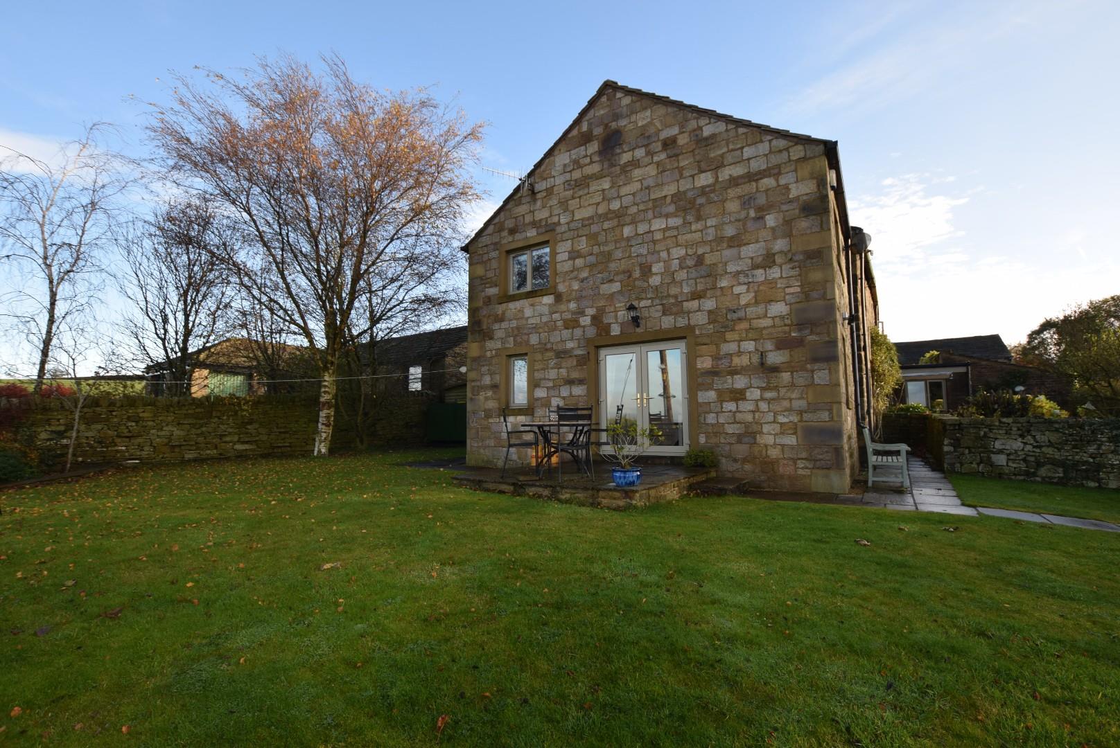 3 bedroom Semi-Detached Sold