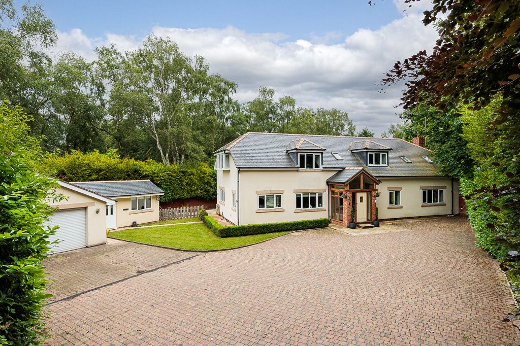 4 bedroom House For Sale