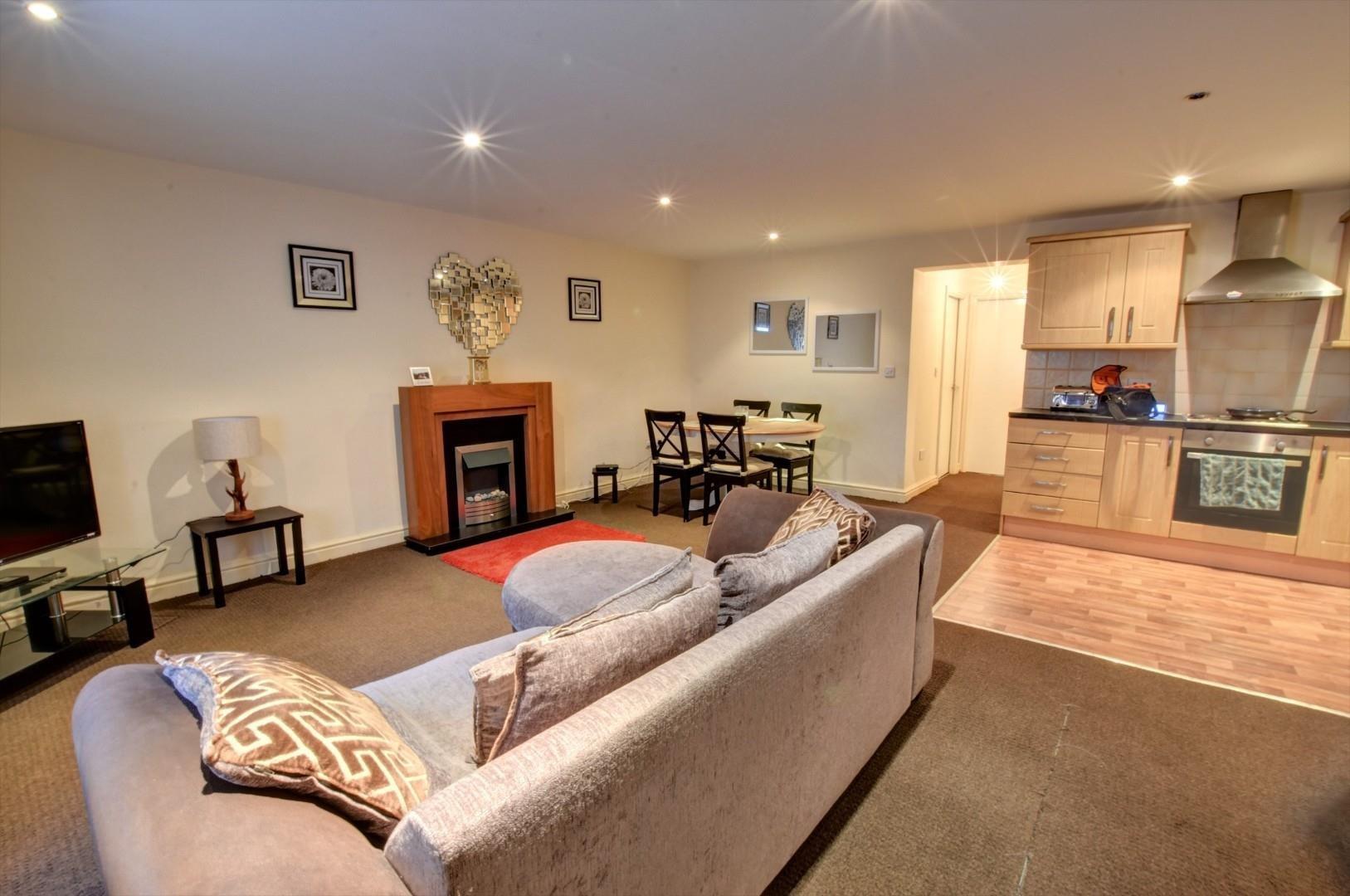 2 bedroom Apartment Let Agreed