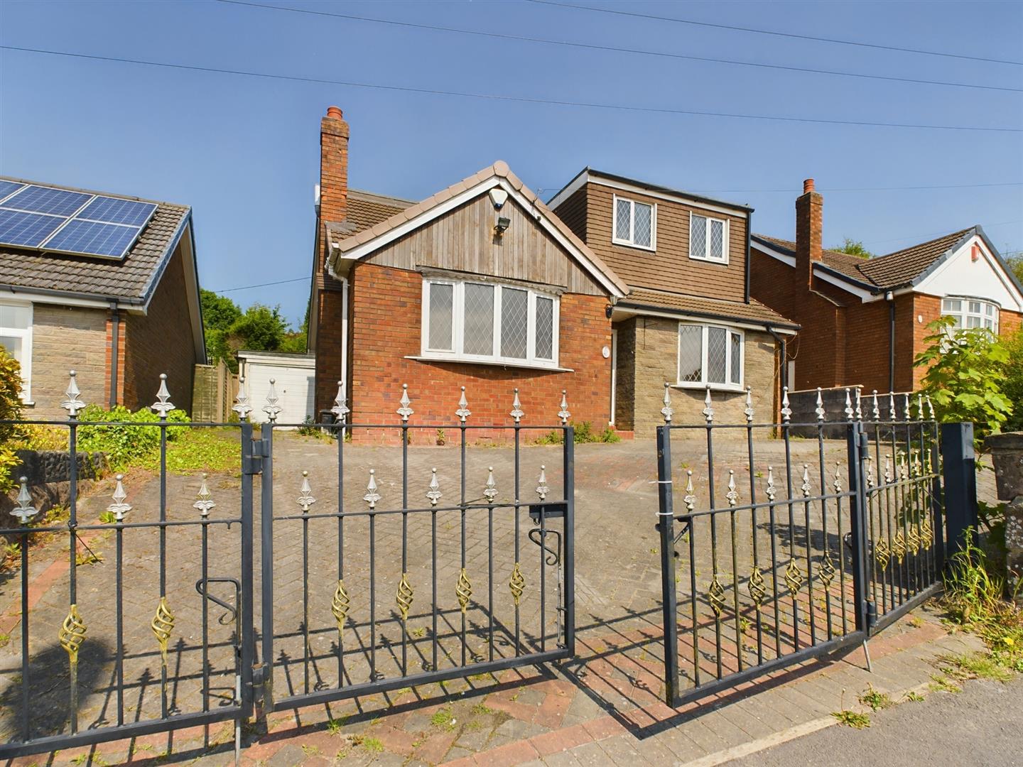 4 bedroom Detached House Sold
