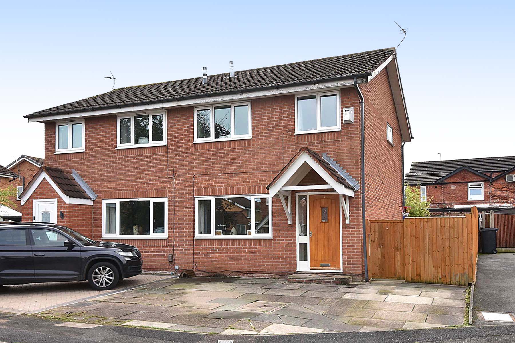 3 bedroom House For Sale