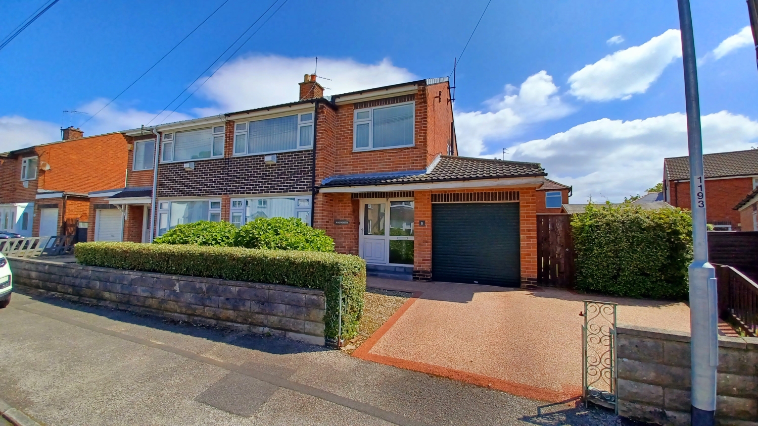 3 bedroom Semi-Detached For Sale