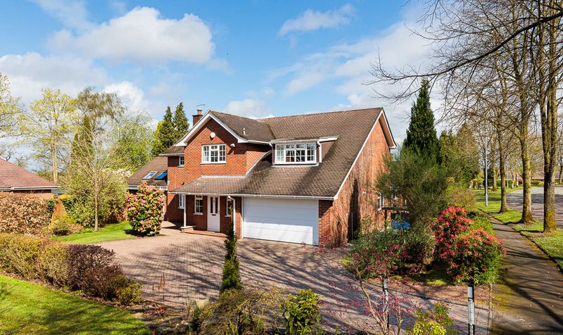 5 bedroom Detached House SSTC