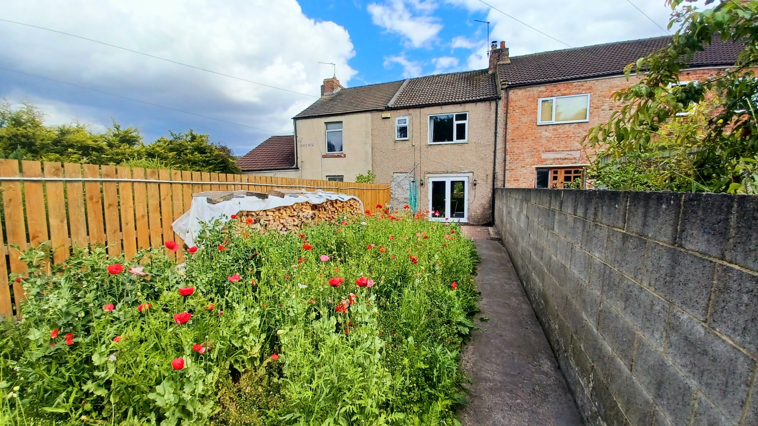 3 bedroom Terraced House Under Offer
