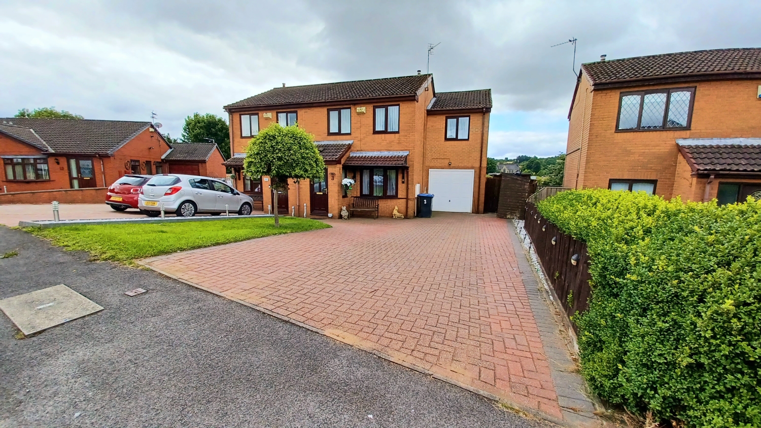 4 bedroom Semi-Detached For Sale