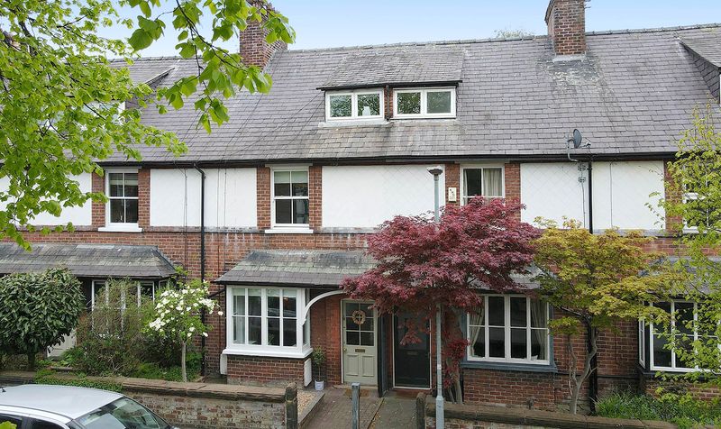 3 bedroom Terraced House SSTC