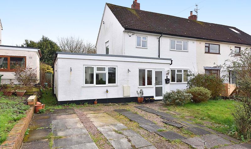 3 bedroom Semi-Detached House SSTC