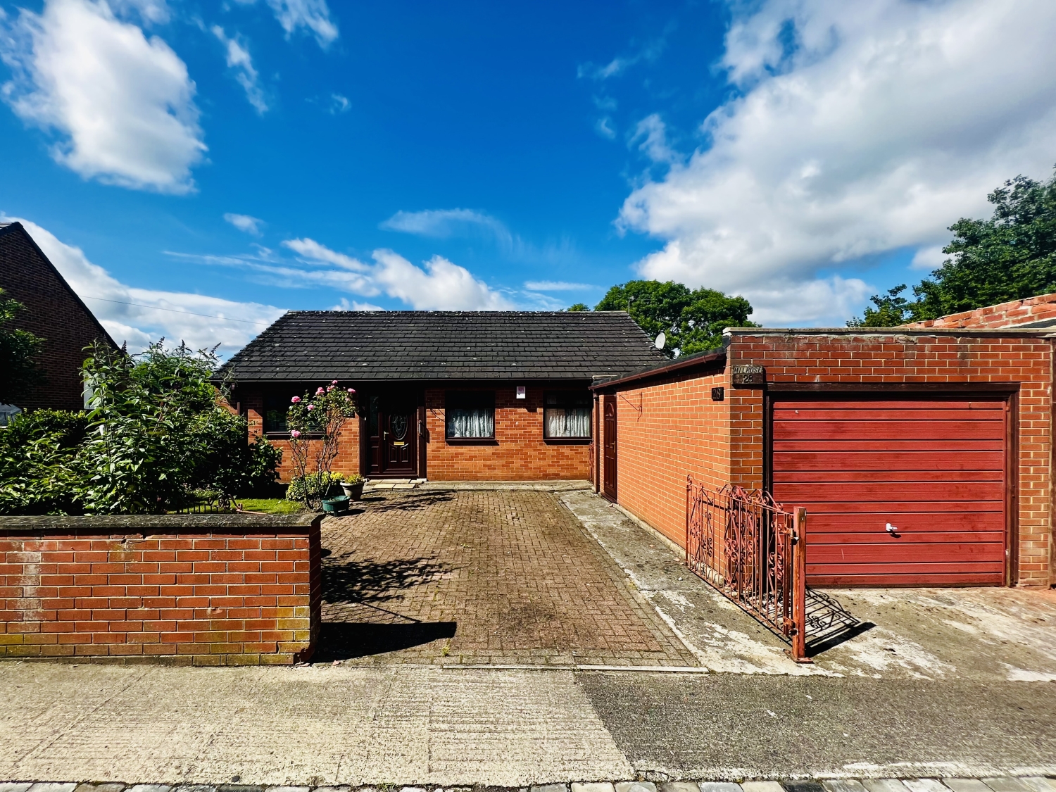 3 bedroom Detached Under Offer