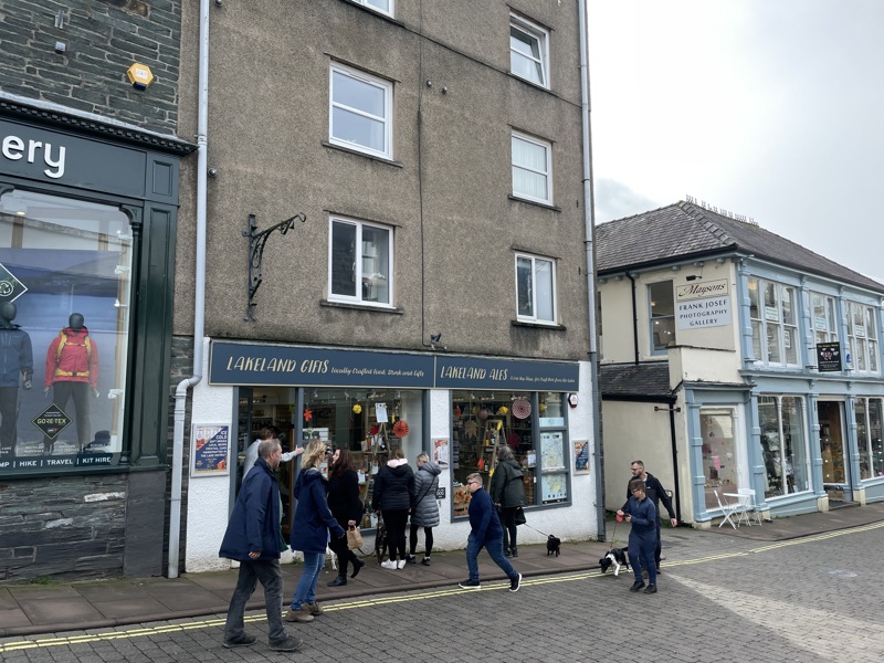 Retail To Let