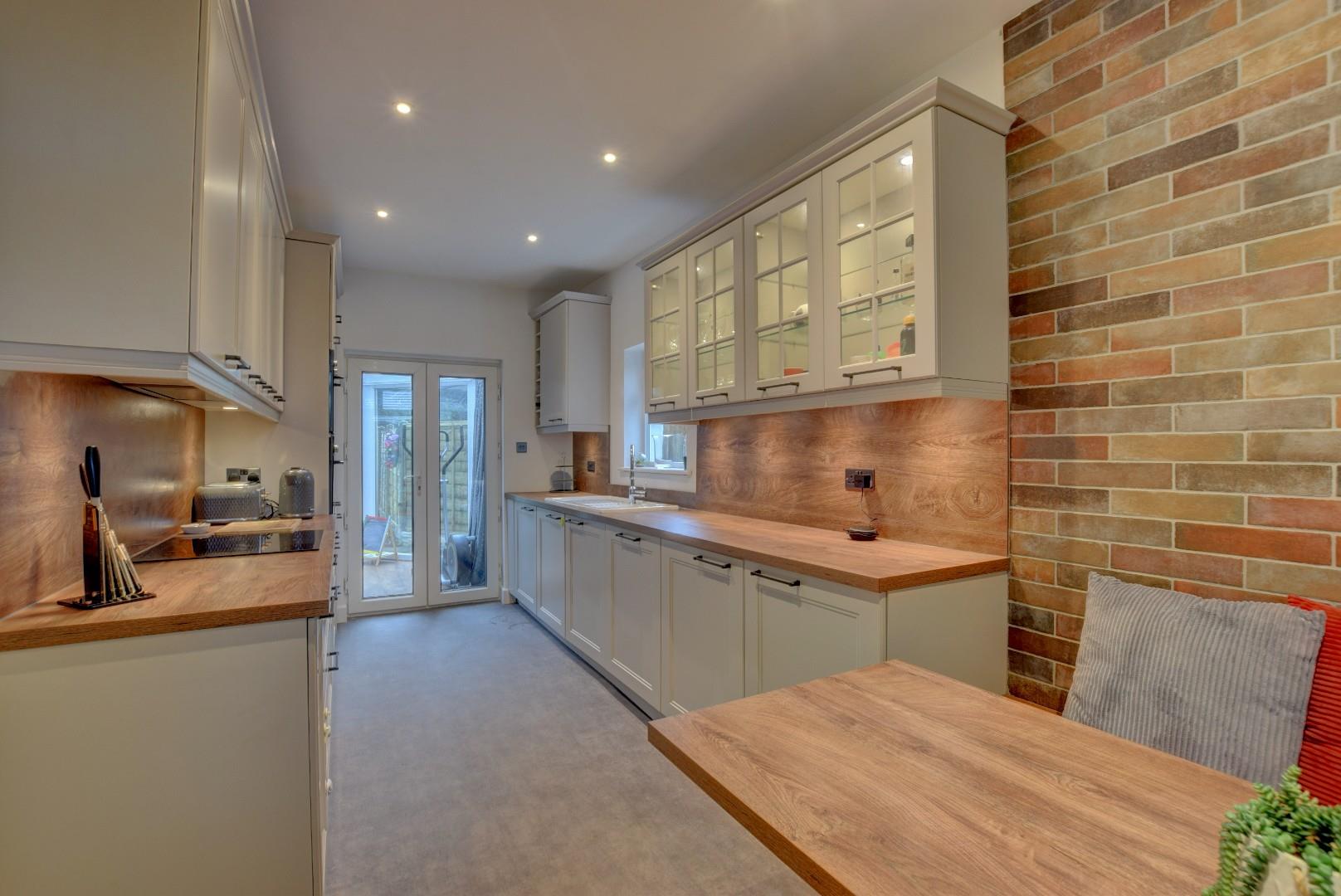 3 bedroom Semi-Detached SSTC