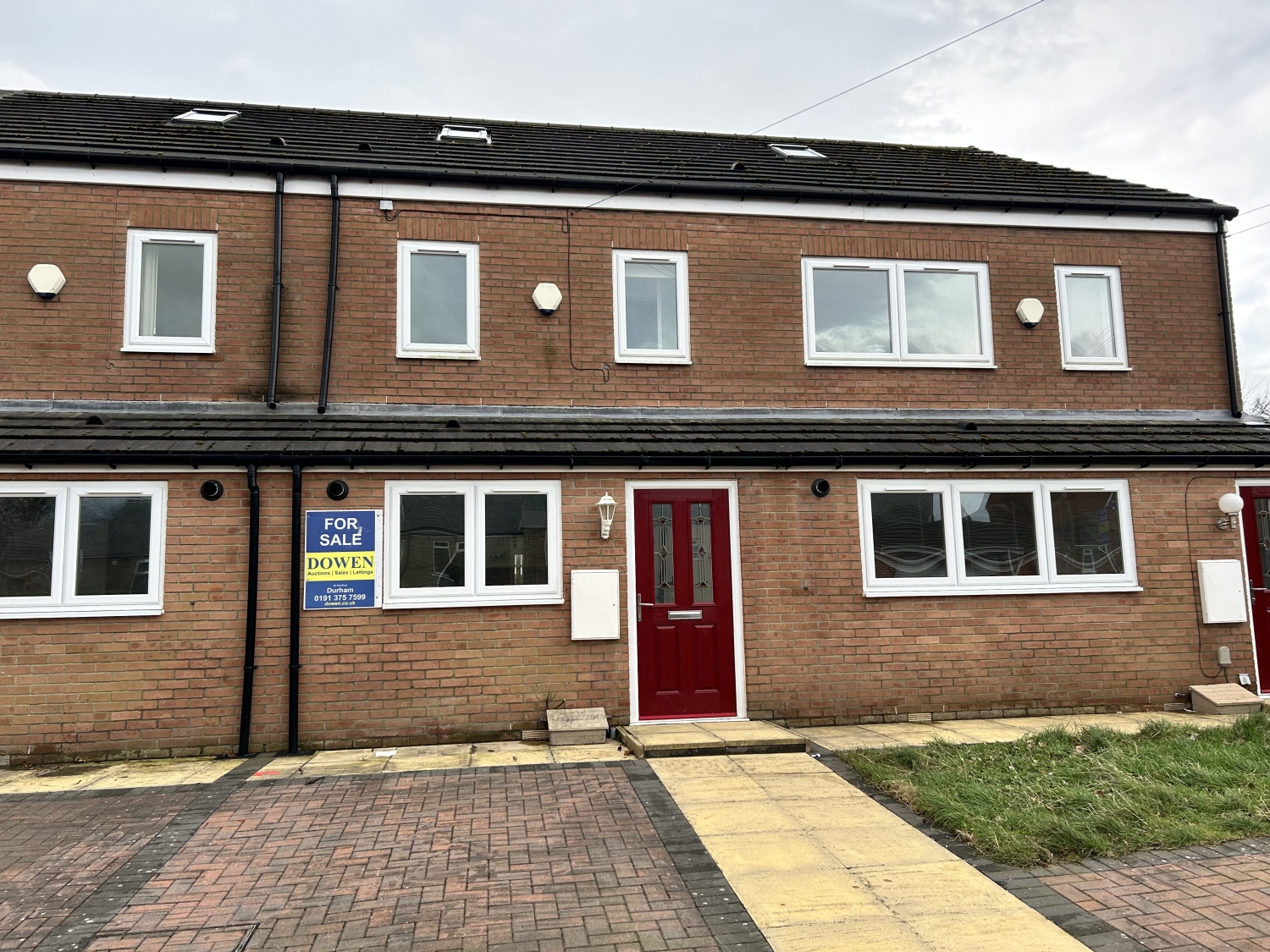 3 bedroom Terraced For Sale