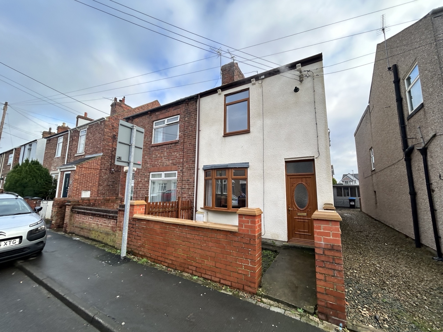 2 bedroom Semi-Detached Under Offer