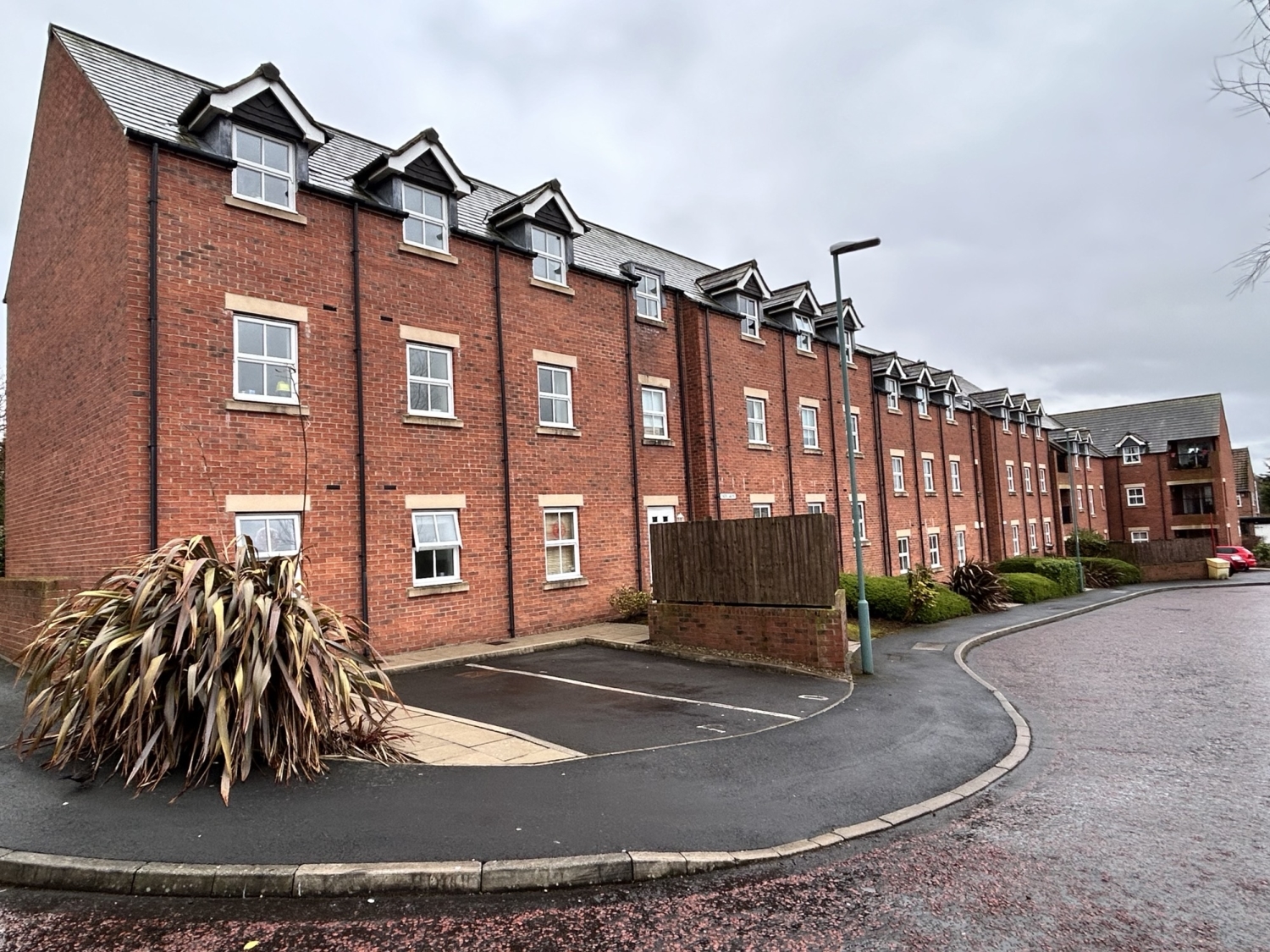 2 bedroom Apartment Under Offer