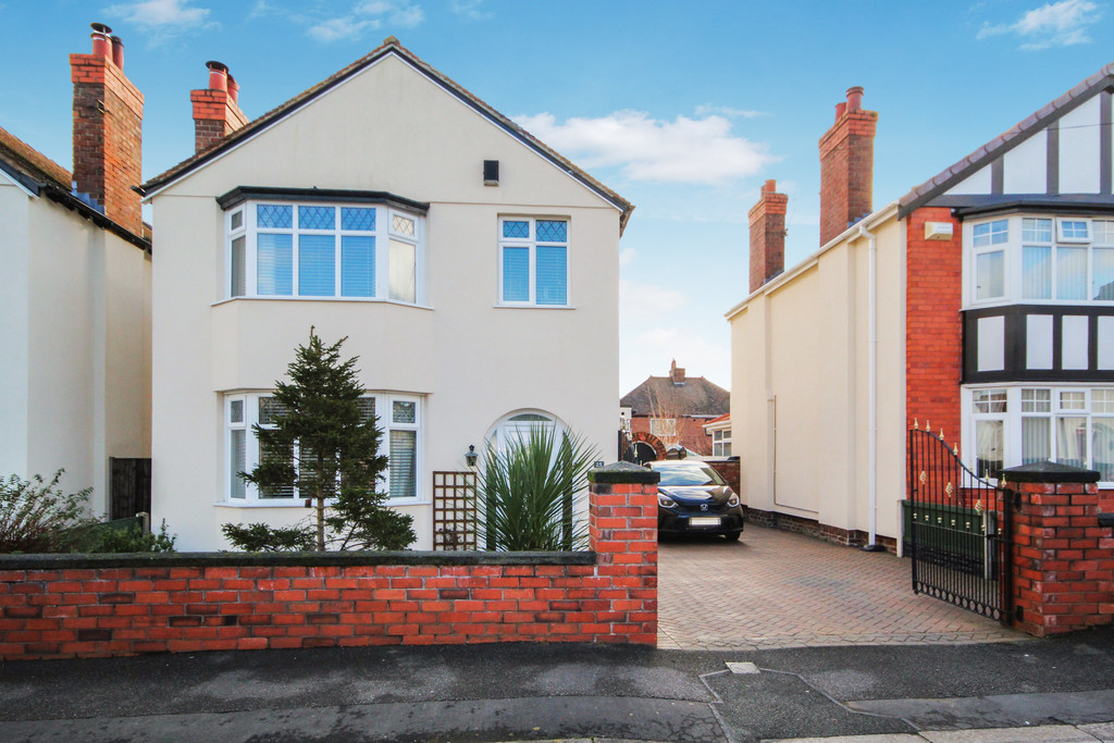 3 bedroom Detached House Sold