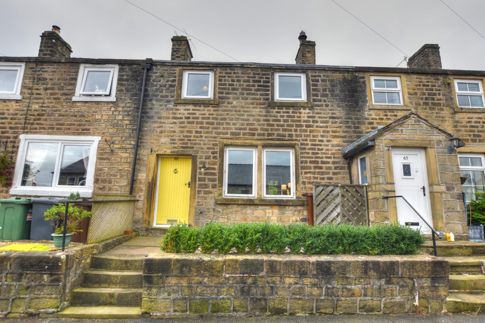 2 bedroom Terraced Under Offer
