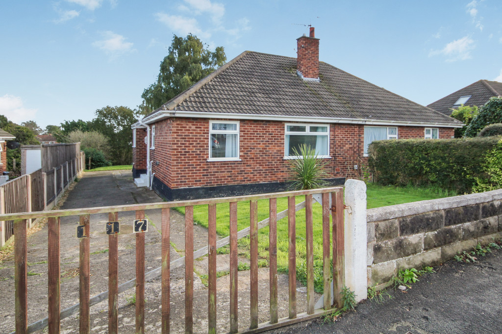 2 bedroom Semi-Detached House Sold