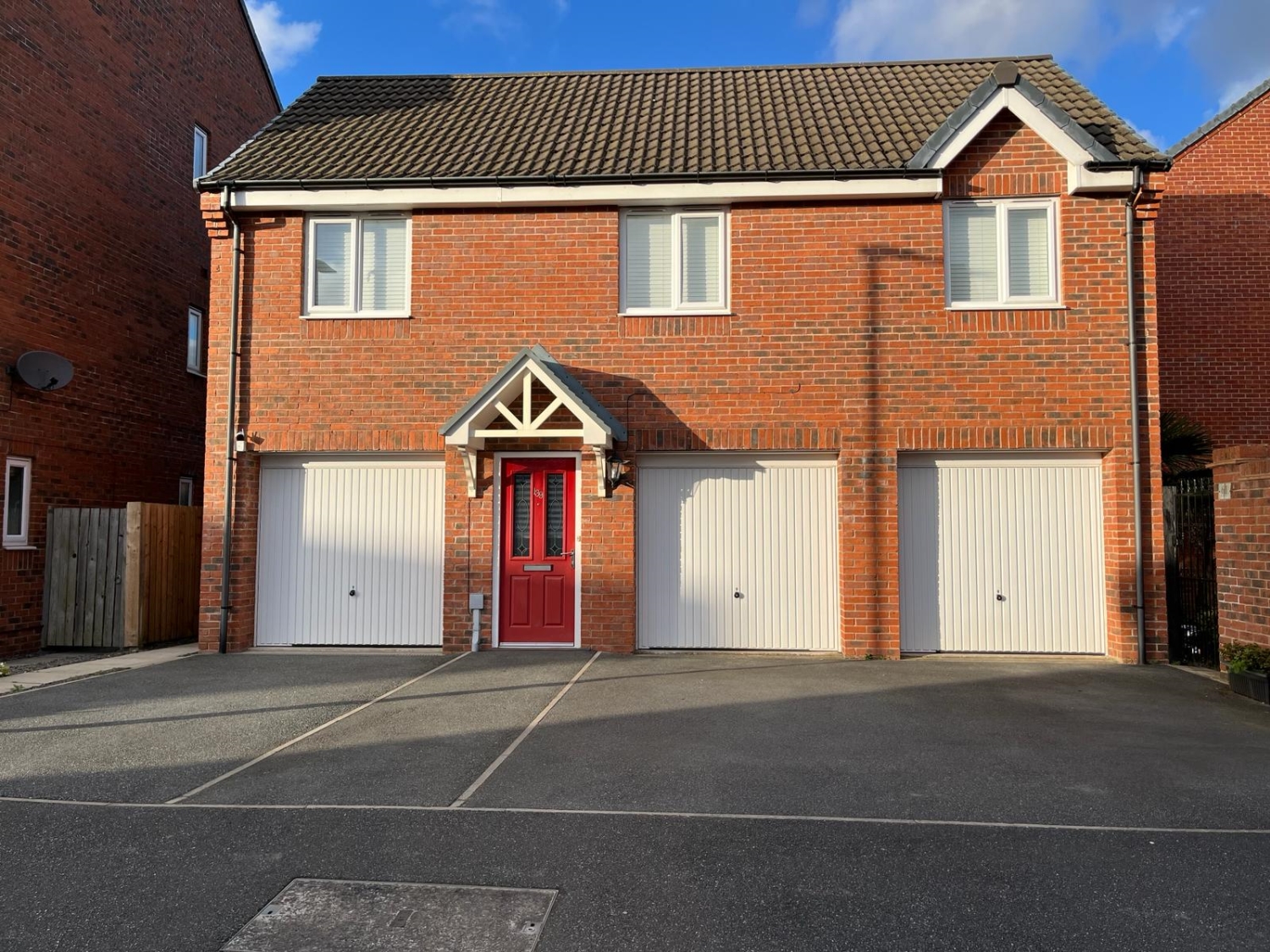 2 bedroom Apartment Under Offer