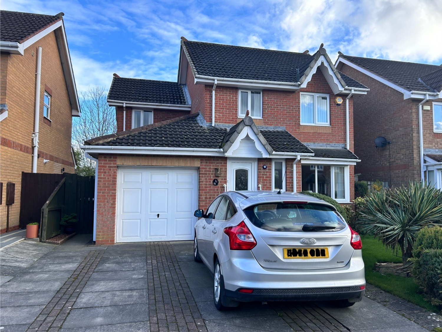 3 bedroom Detached Under Offer