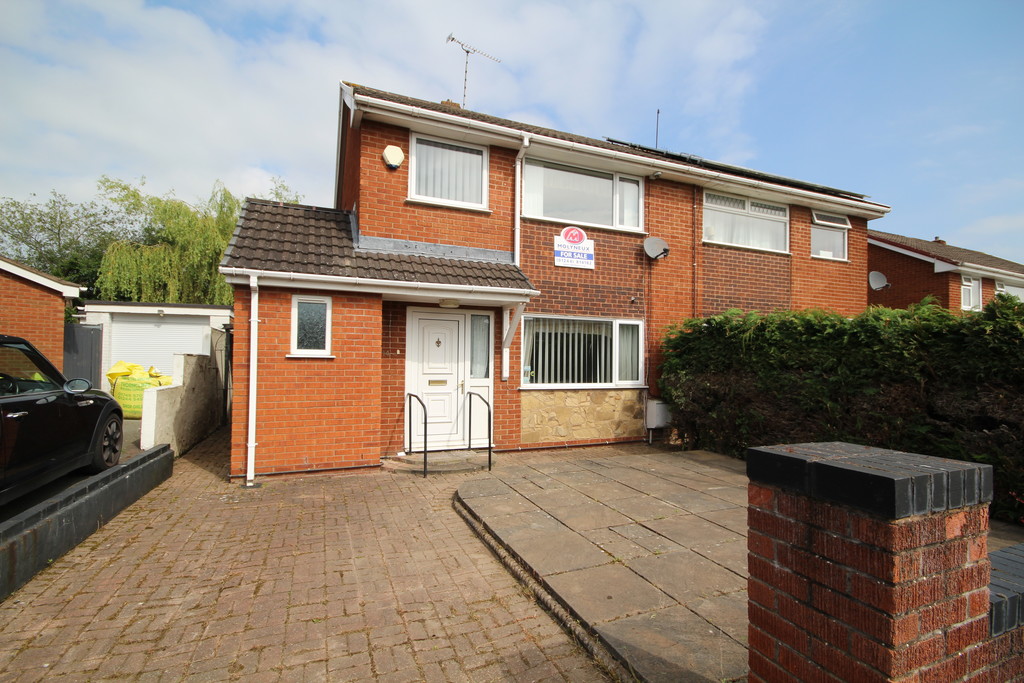 3 bedroom Semi-Detached House Sold