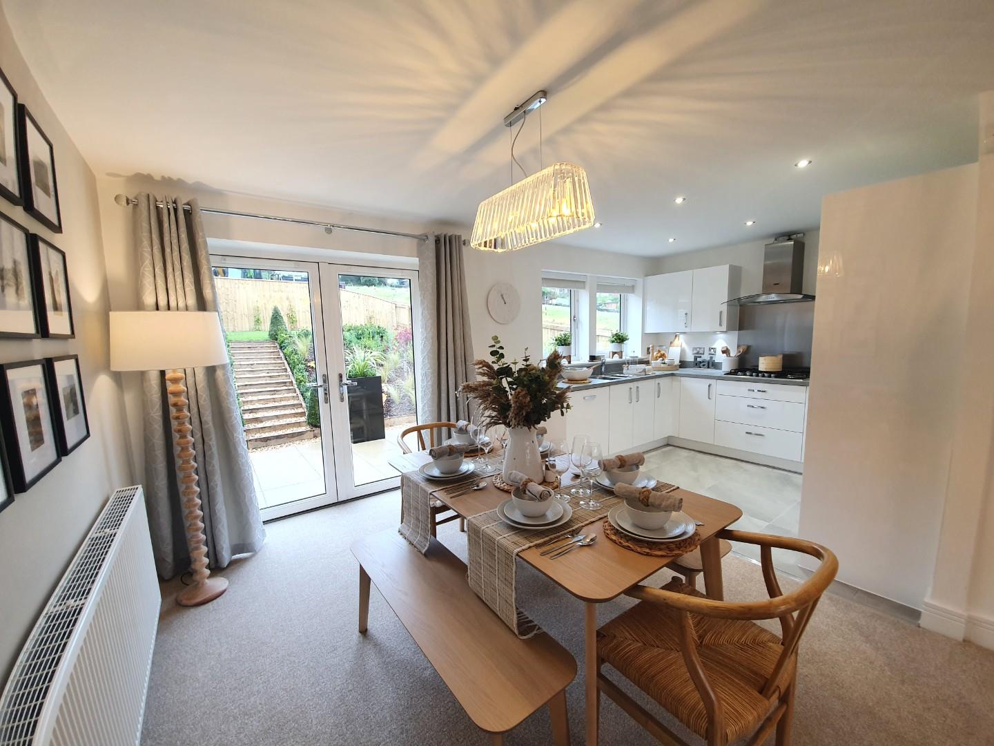 3 bedroom Semi-Detached Under Offer