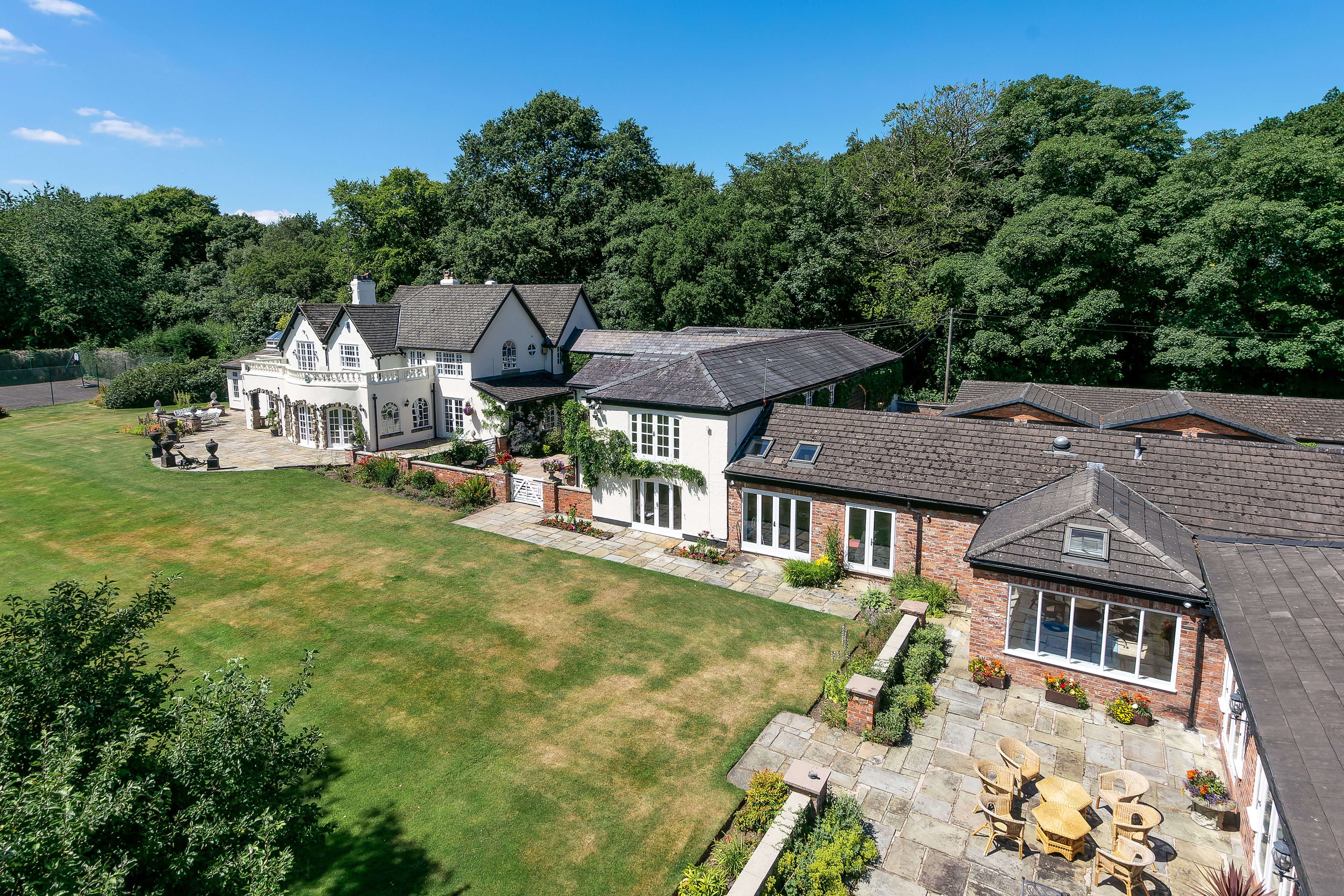 5 bedroom House SSTC