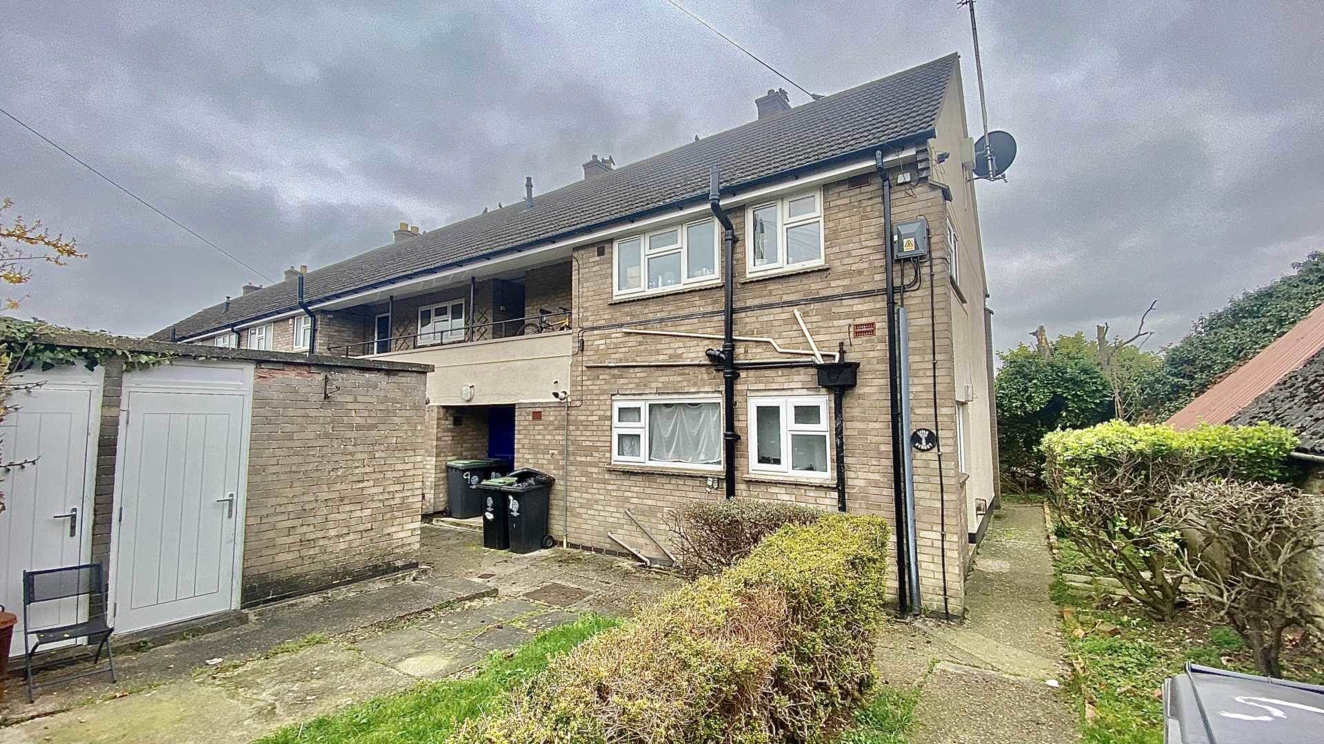 1 bedroom Apartment Let