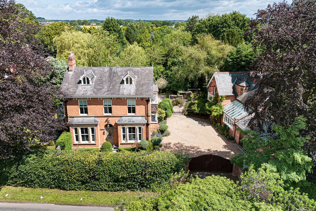 6 bedroom House SSTC