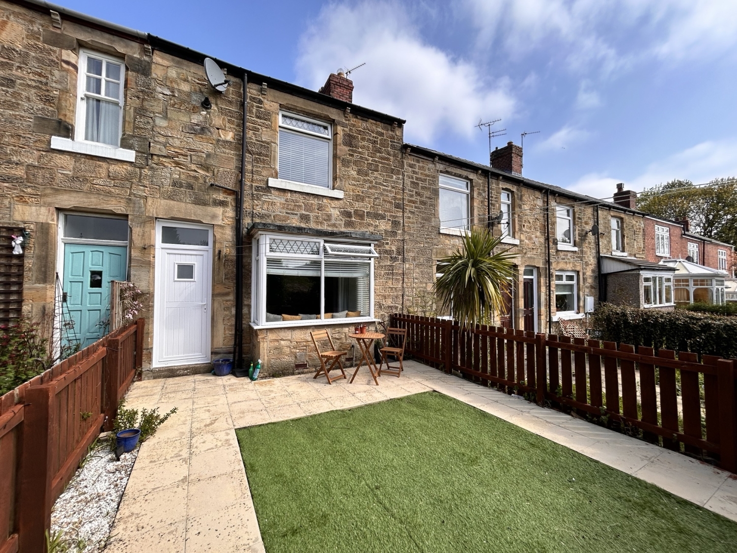 2 bedroom Terraced House Under Offer