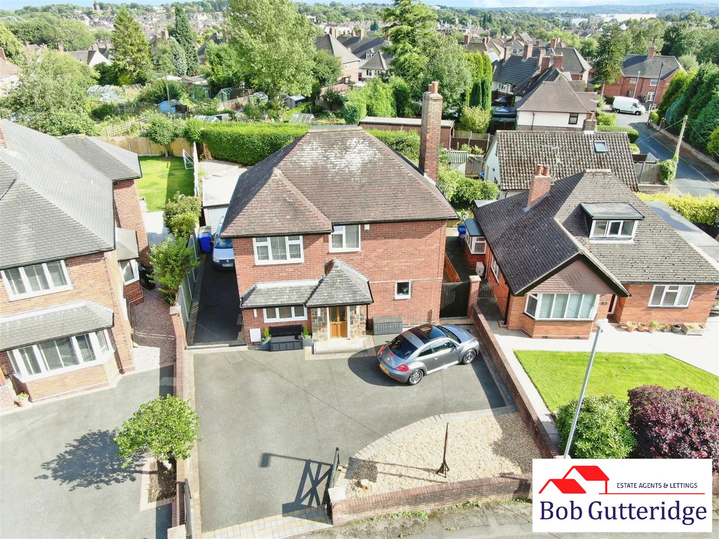 3 bedroom Detached house SSTC