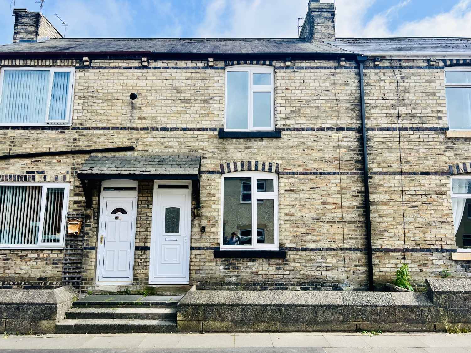 2 bedroom Terraced Under Offer