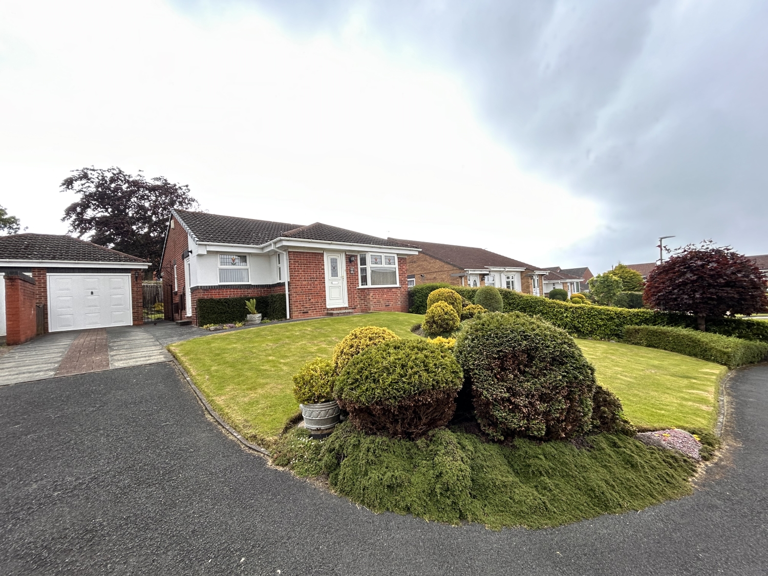2 bedroom Detached For Sale