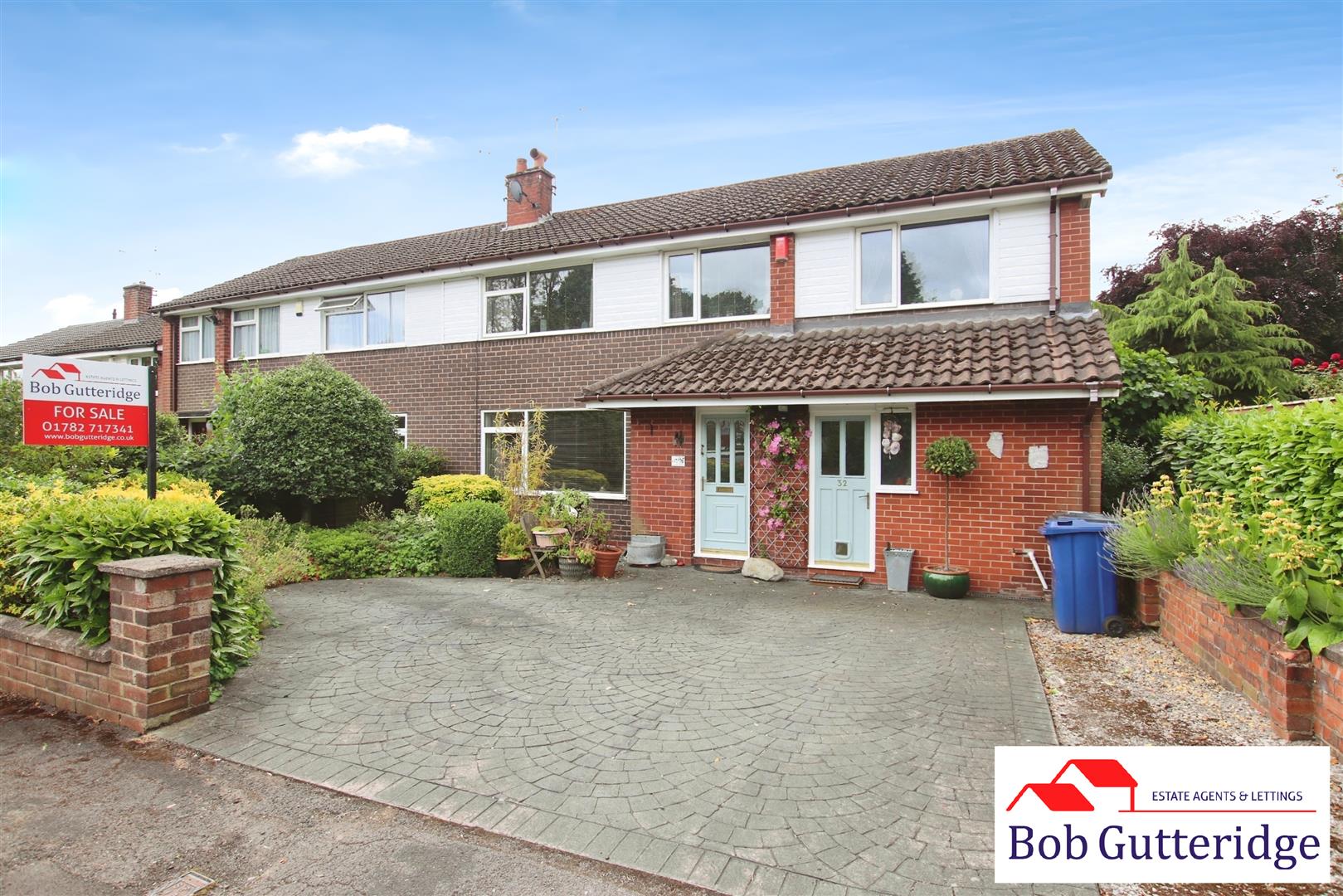 5 bedroom Semi-Detached House SSTC